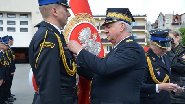 Tczew - Dzień Strażaka w Tczewie. Podziękowania za oddaną służbę