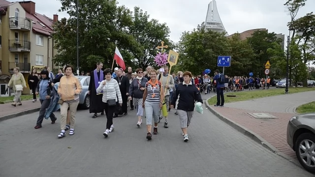 Tczew - Ruszyła piesza pielgrzymka na Jasną Górę - grupa Tczewska już na szlaku