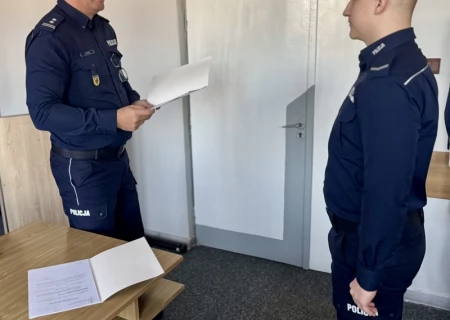 Tczew - Nagrodzeni za odwagę i profesjonalizm - komendant wyróżnił policjantów