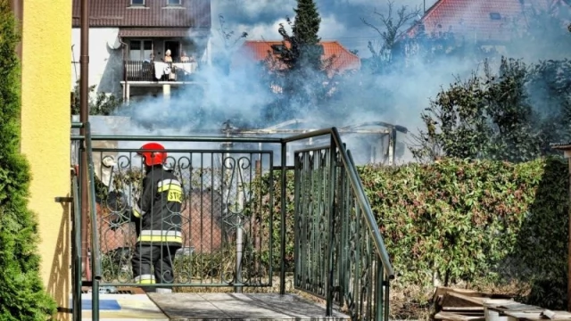Tczew - Spłonął budynek gospodarczy przy ul. Wyspiańskiego