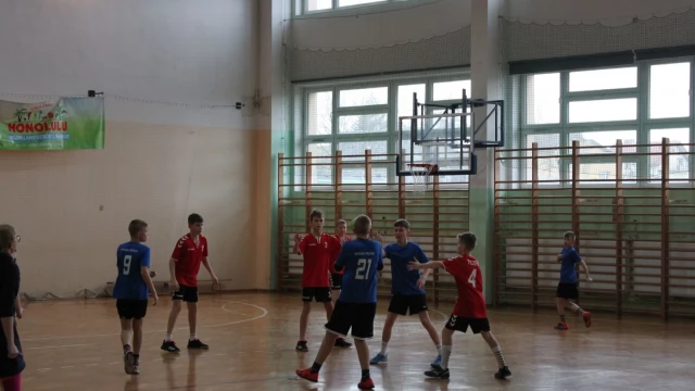 Tczew - Powiatowe igrzyska dzieci w piłce ręcznej dziewcząt i chłopców