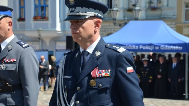 Tczew - Policjanci z całego województwa świętowali w Tczewie