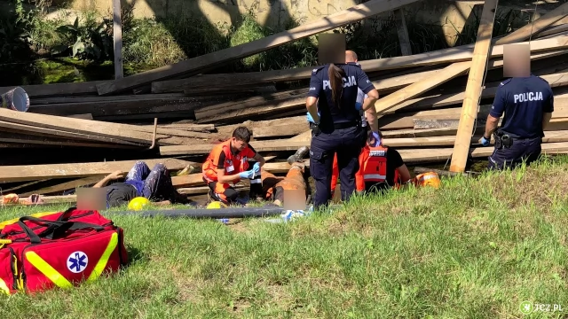Tczew - Wypadek przy remoncie mostu! Zawaliło się rusztowanie - są ranni