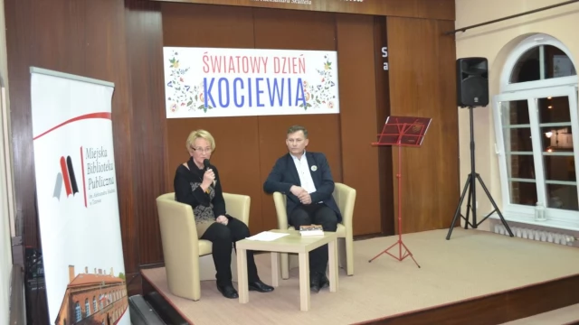 Tczew - Światowy Dzień Kociewia w MBP