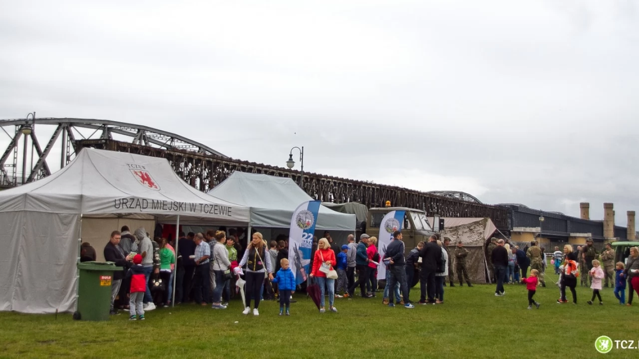 Tczew - Piknik historyczno - militarny na bulwarze