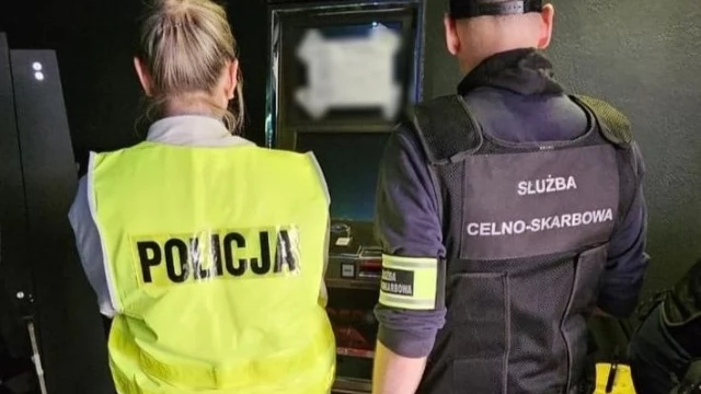 Tczew - Policjanci i KAS przeprowadzili działania wymierzone w nielegalny hazard