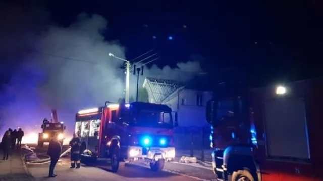 Tczew - 12 zastępów straży gasiło pożar w Pelplinie