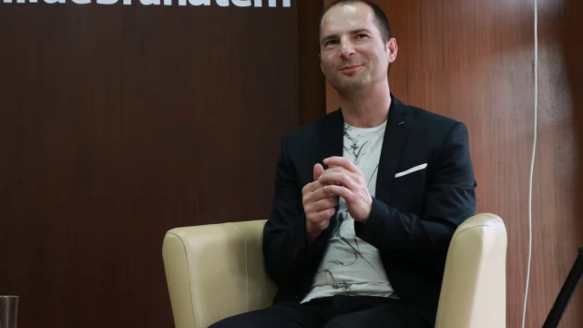 Tczew - Tomasz Hildebrandt z najnowszą książką "Wymiary mroku"