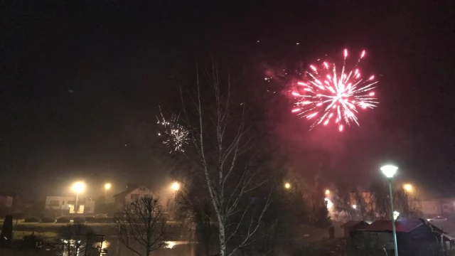 Tczew - Mieszkańcy osiedla Witosa wspólnie witali Nowy Rok