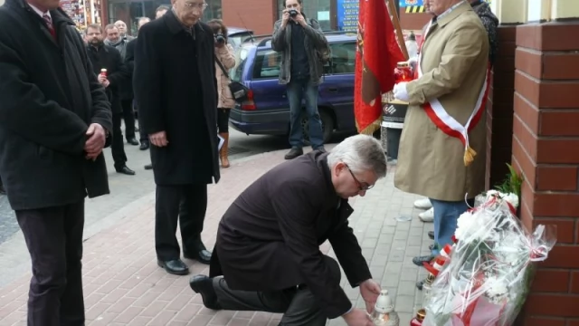Tczew - Obchody rocznicy katastrofy smoleńskiej. "Wybaczymy, ale musimy wiedzieć komu"