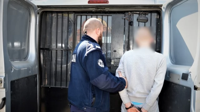 Tczew - 21-latek sprzedawał narkotyki nieletniemu