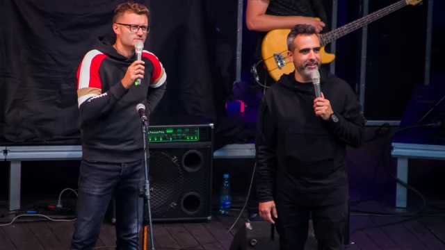 Tczew - Pożegnanie lata na "ostro": Czarne Kwiaty i Nocny Kochanek, stand-up z Gizą i Rucińskim