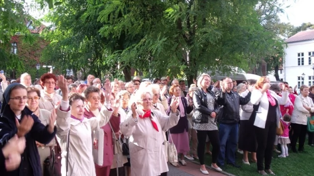 Tczew - W Tczewie modlili się o pokój (Tcz24)