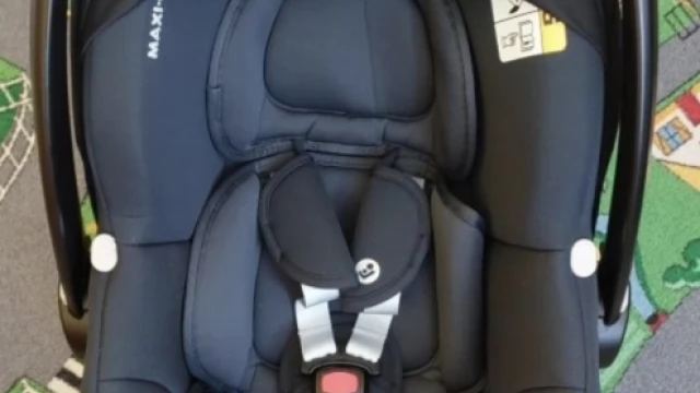Tczew - Fotelik z bazą isofix na gwaracji polecam !!!