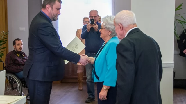 Tczew - Nawet 60 lat razem! Jubilaci nagrodzeni
