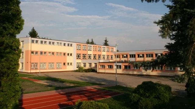 Tczew - Szkoła z innowacjami - przyszłość dla absolwentów gimnazjów