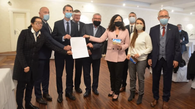 Tczew - W urodziny Mostu Tczewskiego parlamentarzyści deklarują współpracę. Ponad podziałami