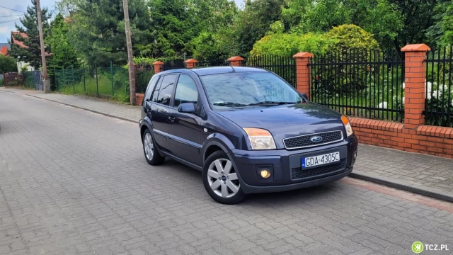 Tczew - Ford Fusion 1.6 benz, Gaz - Lift - klimatronic