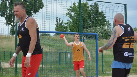 Tczew - Sobotni Turniej Piłki Ręcznej Plażowej