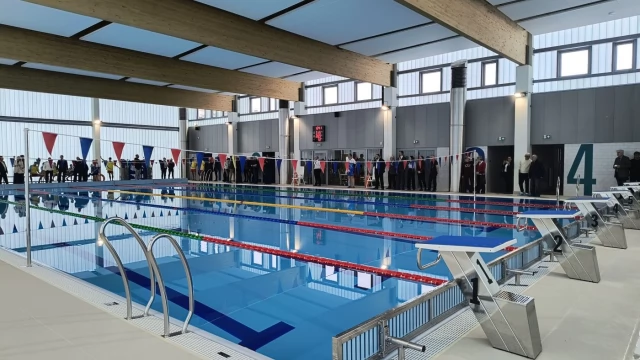 Tczew - Nowy basen przy "12" otwarty