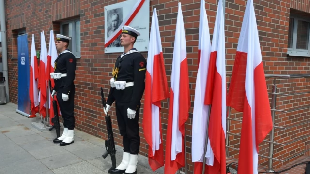 Tczew - Kazimierz Porębski patronem dworca PKP w Tczewie