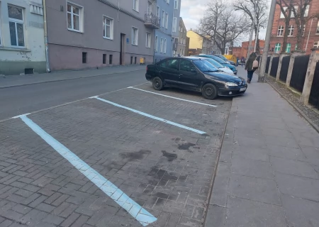 Tczew - Ruszyły strefy płatnego parkowania