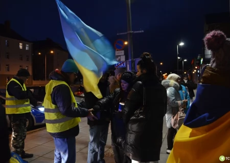 Tczew - Antywojenna demonstracja przeszła ulicami Tczewa