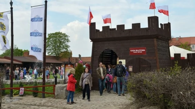 Tczew -  Historyczny Park Rozrywki na zamku w Gniewie otwarty