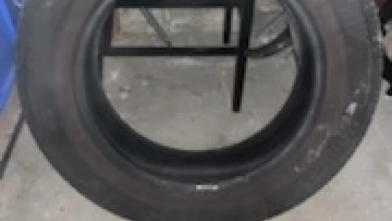 Tczew - Opony Bridgestone 215/60 r.17 jak nowe