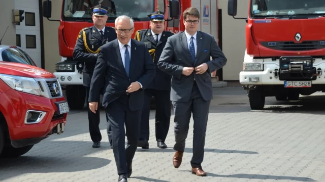 Tczew - Dzień Strażaka w Tczewie. Podziękowania za oddaną służbę