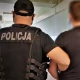 Tczew - 18-latek odpowie za uszkodzenie drzwi na dworcu PKP