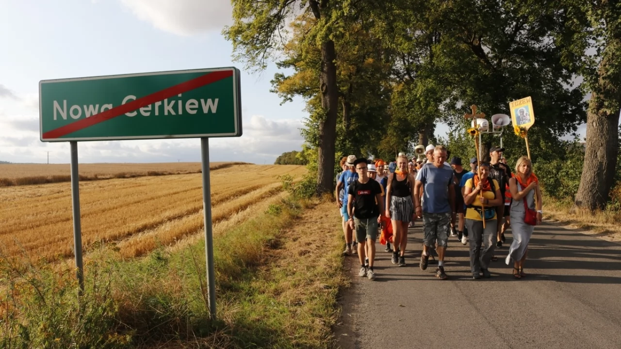 Tczew - Tczewska pielgrzymka wyruszyła na Jasną Górę