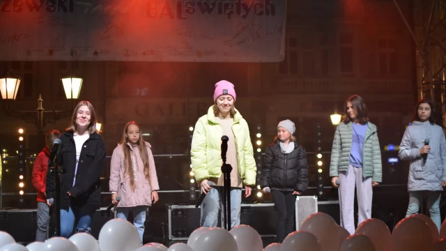 Tczew - Wszyscy Święci bawili się na balu w Tczewie