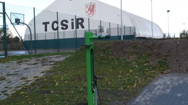 Tczew - Pierwszy "bike-box" już jest. Czy będą kolejne - zależy od rowerzystów