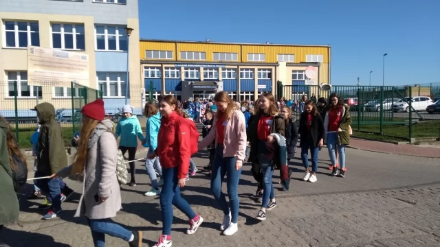 Tczew - Ulicami Tczewa przeszedł Marsz na Niebiesko