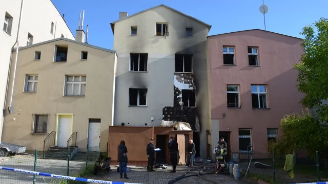 Tczew - Nie żyje 2-letnie dziecko i 81-letni mężczyzna. Tragiczny pożar na Starym Mieście