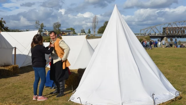 Tczew - Wehikuł czasu ruszył. Rekonstruktorzy przenieśli tczewian w XVII wiek