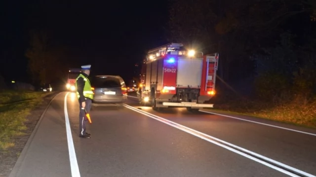 Tczew - Nie żyje pieszy, który wpadł pod samochód w Zabagnie