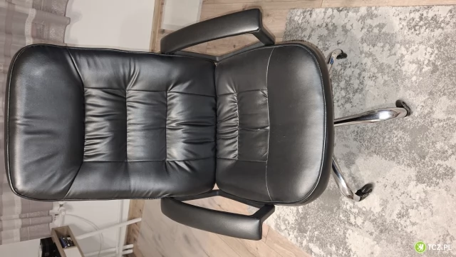 Tczew - Krzesło biurowe czarne eko skóra!!!