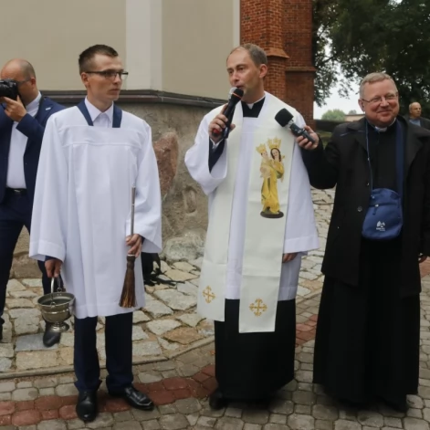 Tczew - Tczewianie na odpuście w Piasecznie