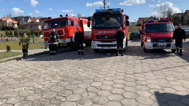 Tczew - Strażacy dezynfekowali przystanki na terenie gminy Tczew
