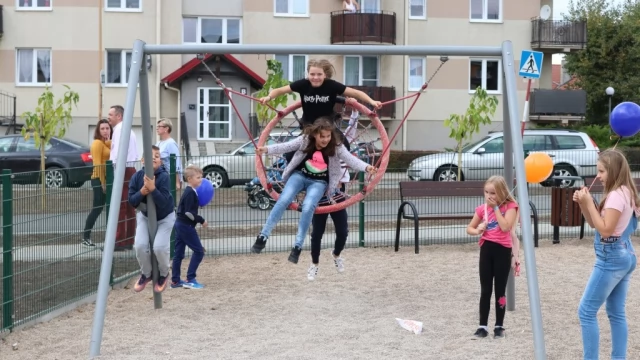 Tczew - Skwer sportowo-rekreacyjny na Bajkowym oddany do użytku