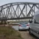 Tczew - Ruch na moście przywrócony. Pirotechnicy ściągnęli ładunek - to atrapa