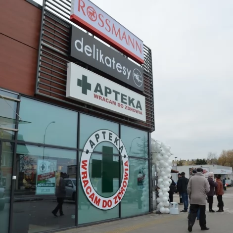 Tczew - Zakończyła się przebudowa minicentrum handlowego na  Suchostrzygach