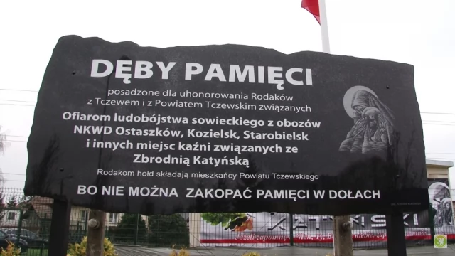 Tczew - Tczewski Panteon Katyński - ministrowie i rodziny katyńskie na obchodach