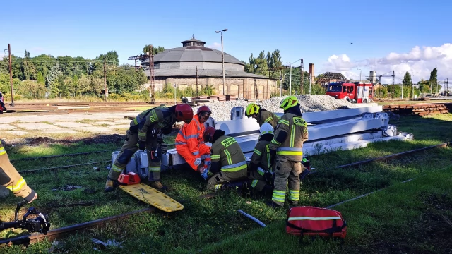 Tczew - Katastrofa na kolei w Tczewie. Na szczęście to ćwiczenia!