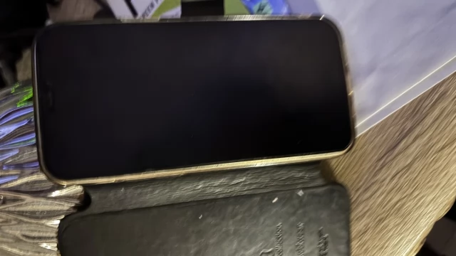 Tczew - iPhone 12plus kilka sztuk etui