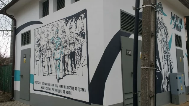 Tczew - Na zaniedbanych transformatorach powstają murale