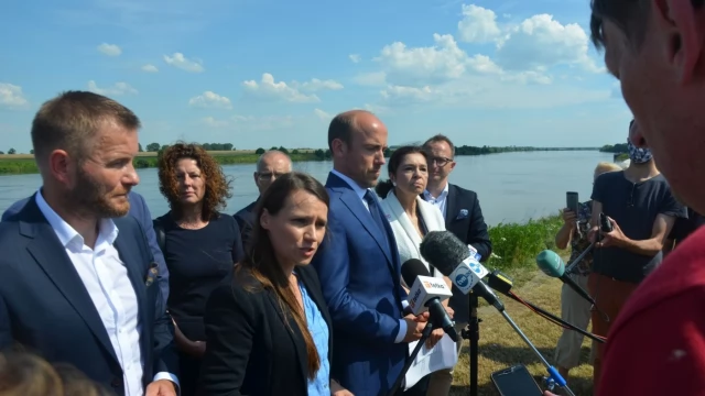 Tczew - Borys Budka w Tczewie. Platforma złoży projekt specustawy ws. Mostu Tczewskiego