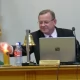 Tczew - Emocje radnych zgasiła... świeca i Pismo Święte